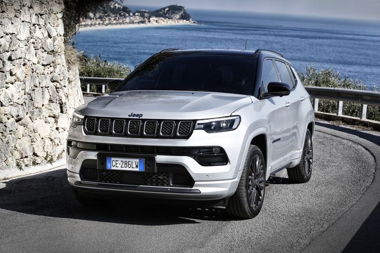 Обновленный Jeep Compass: в чем сила, брат?