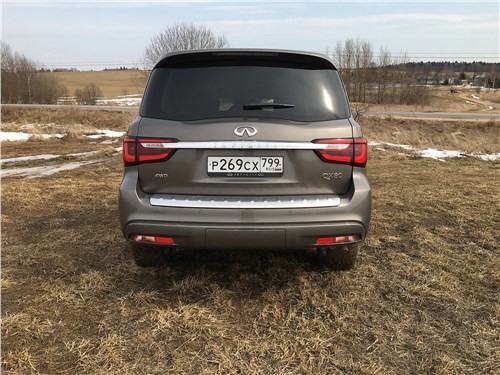 Infiniti QX80: роскошные танки!