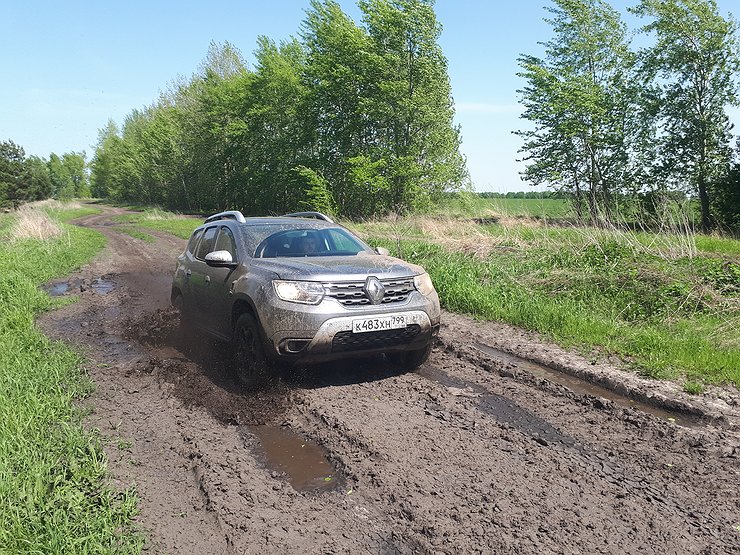 Жара в «коробке»: тест-драйв Renault Duster с вариатором
