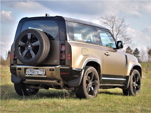 Тест-драйв Land Rover Defender 90 (поколение III) - &laquo;Защитник вольности и прав&raquo;