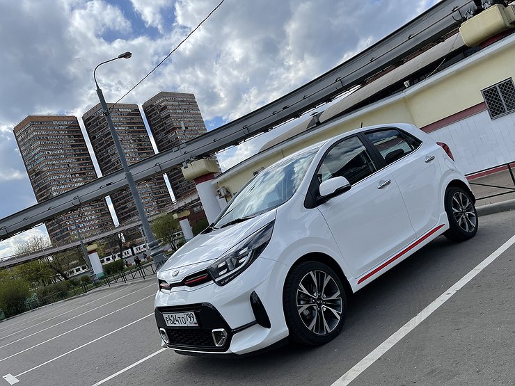 Между нами, девочками: тест-драйв обновленной Kia Picanto