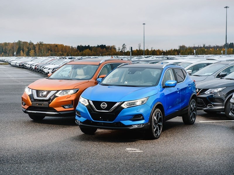 Nissan начал продажи новых Qashqai и Nissan X-Trail