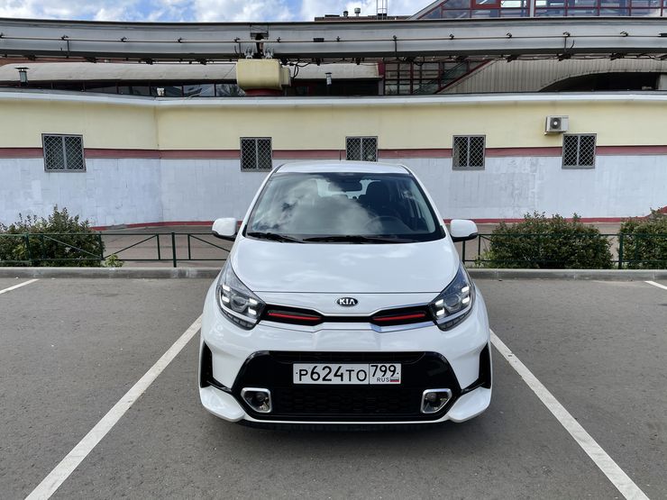 Между нами, девочками: тест-драйв обновленной Kia Picanto