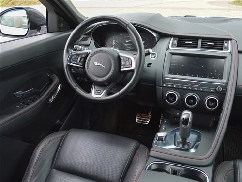 Jaguar E-Pace - почему про него забывают?