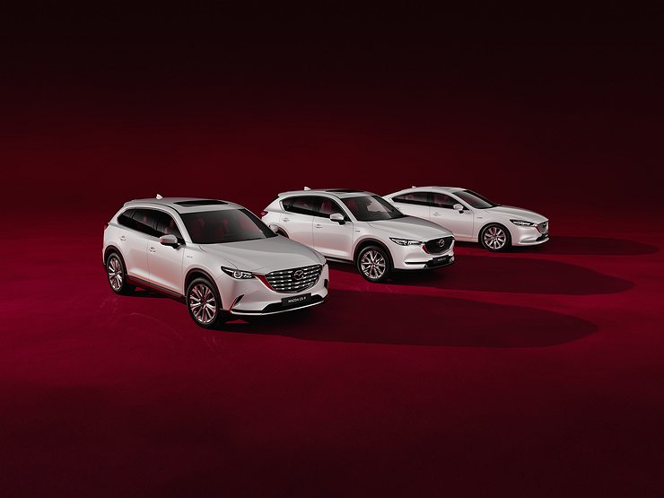 Японцы привезли в Россию «столетнюю» серию Mazda6, CX-5 и CX-9
