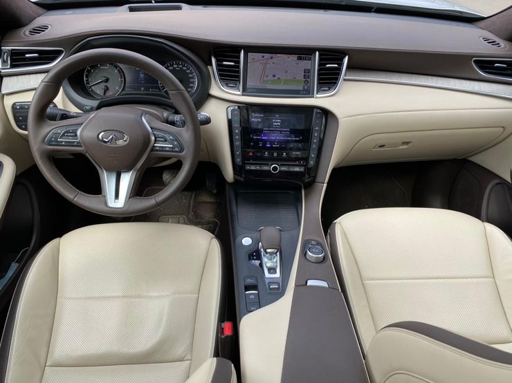 Ты мне &mdash; не пара: сравнительный тест Infiniti QX50 и Jaguar F-Pace