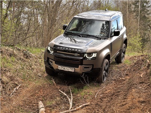 Тест-драйв Land Rover Defender 90 (поколение III) - &laquo;Защитник вольности и прав&raquo;