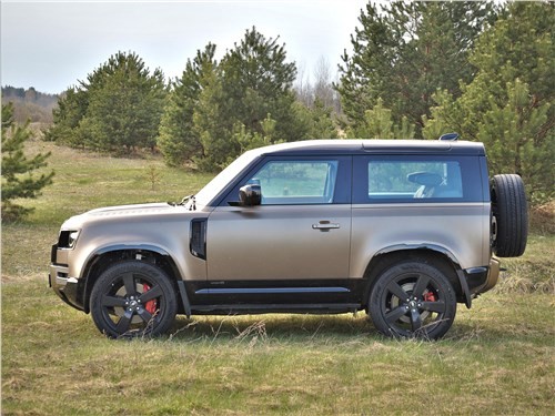 Тест-драйв Land Rover Defender 90 (поколение III) - &laquo;Защитник вольности и прав&raquo;