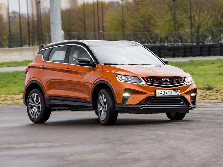 Российские продажи Geely выросли почти в четыре раза