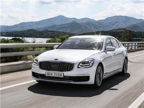 Тест-драйв BMW 5 series (поколение F12) - Красная угроза 18 Тест-драйв BMW 5 series (поколение F12) - Красная угроза