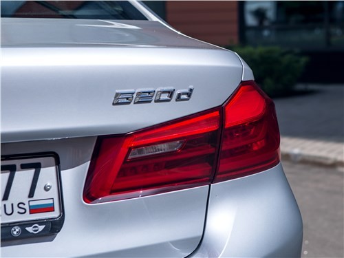Тест-драйв BMW 5 series (поколение F12) - Красная угроза 15 Тест-драйв BMW 5 series (поколение F12) - Красная угроза