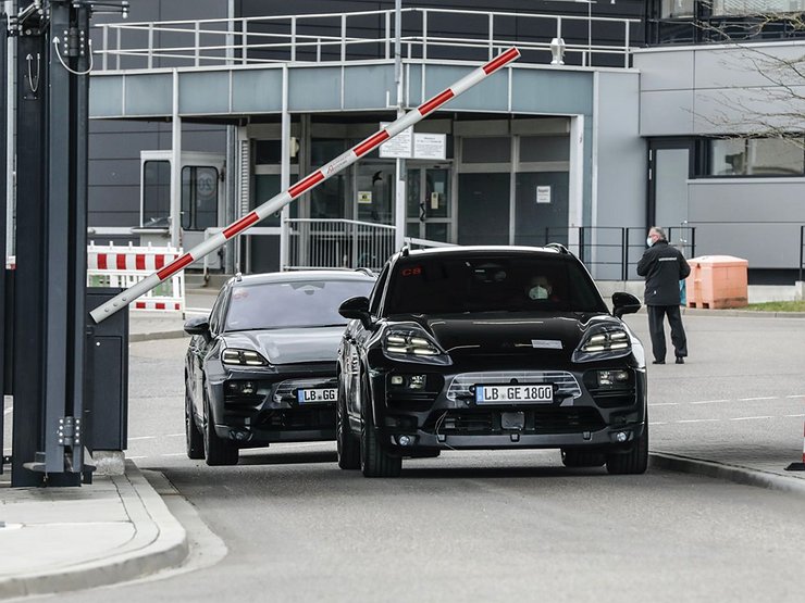 Названы сроки появления на рынке нового Porsche Macan