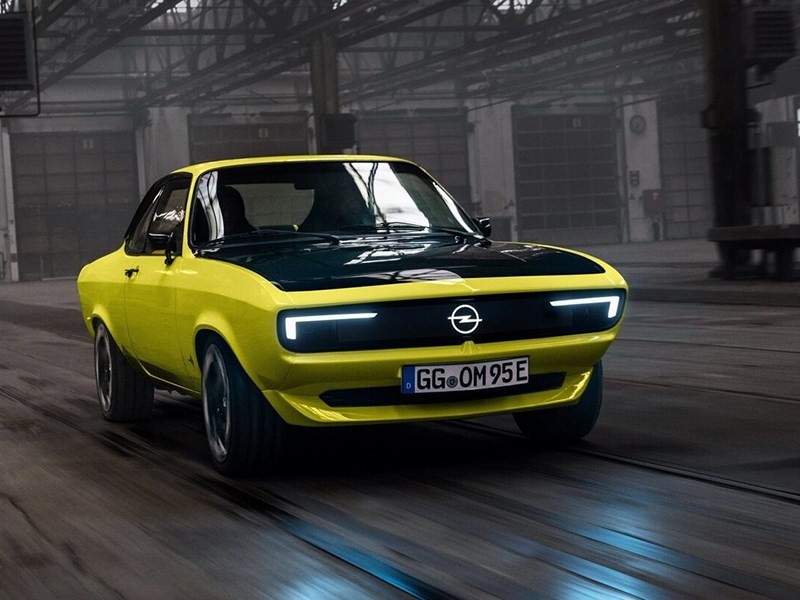 Opel возродил легендарную Manta 1 Opel возродил легендарную Manta