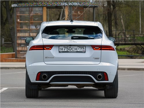 Jaguar E-Pace - почему про него забывают?