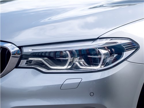 Тест-драйв BMW 5 series (поколение F12) - Красная угроза 13 Тест-драйв BMW 5 series (поколение F12) - Красная угроза