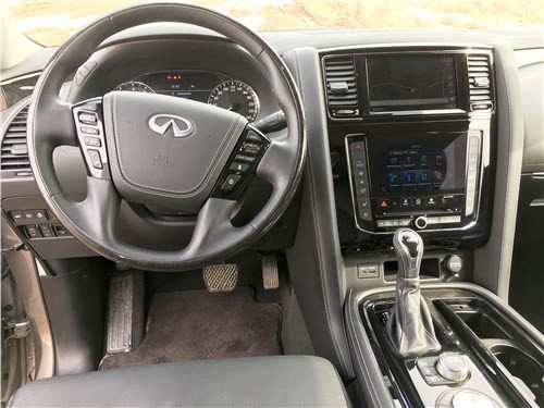 Infiniti QX80: роскошные танки!