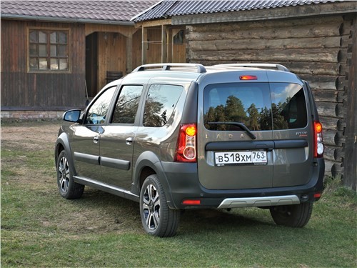 Тест-драйв Lada Largus Cross - хватит ли новшеств для успеха?