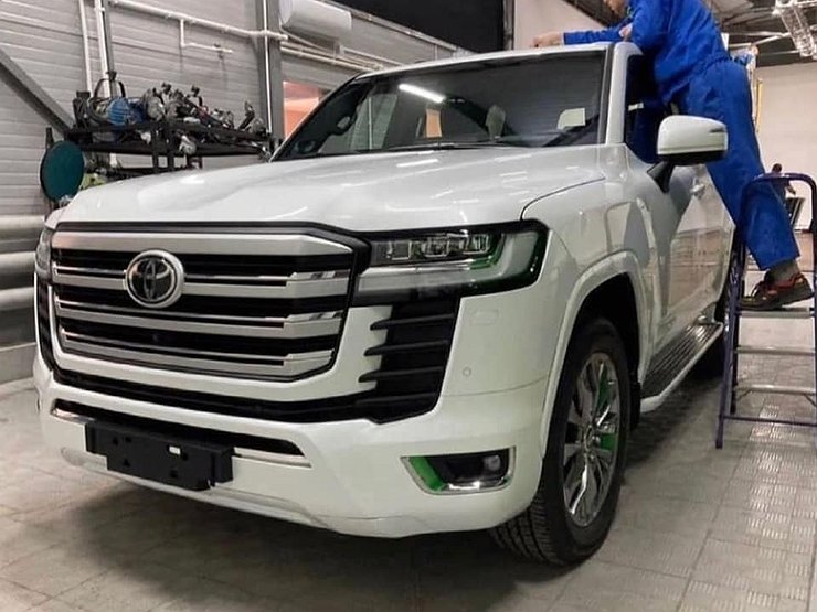 Какие моторы получит Toyota Land Cruiser 300 для России