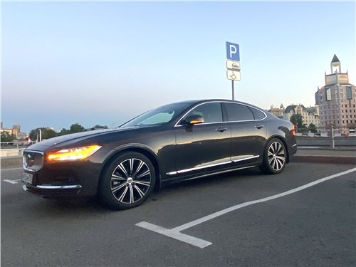 Volvo S90 - как правильно распорядиться наследием