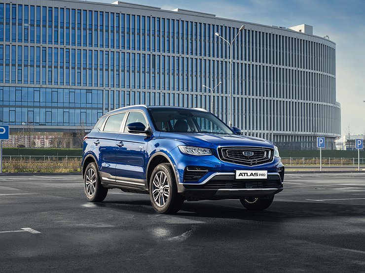 Geely показала фото и раскрыла комплектации новейшего кроссовера Atlas Pro