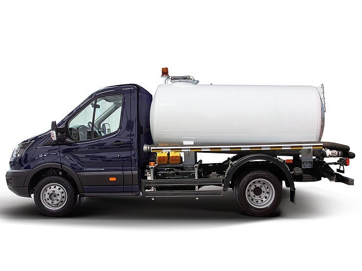 В России началось производство автоцистерн на базе Ford Transit