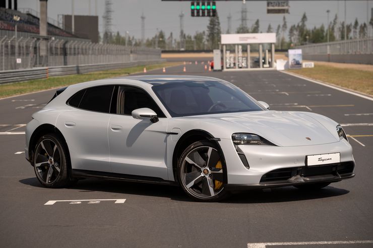 Самый быстрый тест-драйв самых быстрых Porsche на треке &laquo;Формулы 1&raquo;