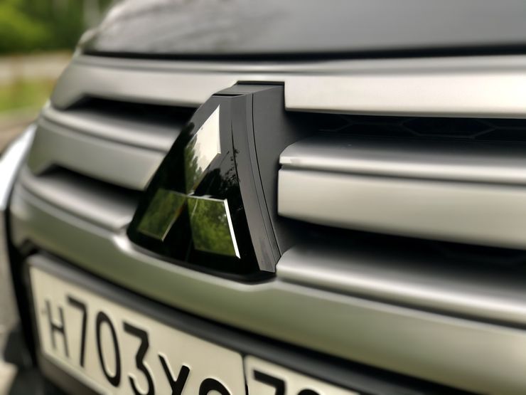 7 знаковых улучшений новейшего Mitsubishi Pajero Sport для России 4 7 знаковых улучшений новейшего Mitsubishi Pajero Sport для России