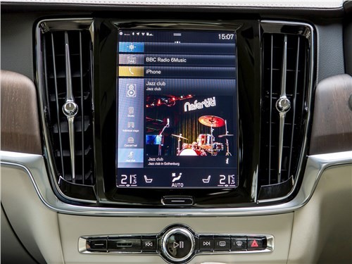 Volvo S90 - как правильно распорядиться наследием