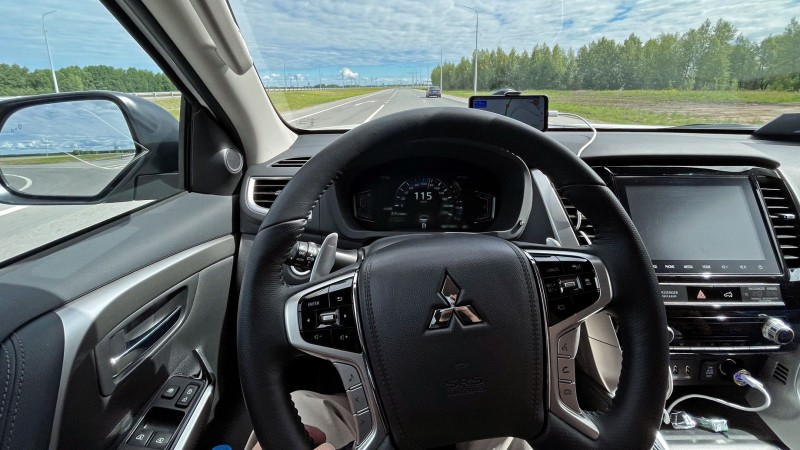 Примеряем статус флагмана обновлённому Mitsubishi Pajero Sport 11 Примеряем статус флагмана обновлённому Mitsubishi Pajero Sport