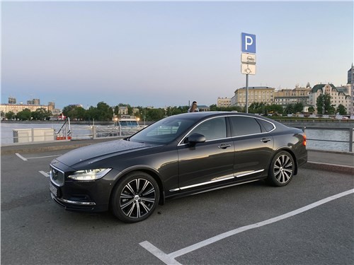 Volvo S90 - как правильно распорядиться наследием