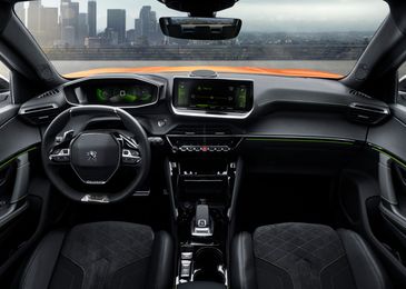 В Россию привезли самый мощный Peugeot 2008