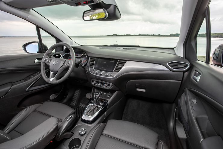 Чем меньше, тем больше: первый тест-драйв нового кроссовера Opel Crossland