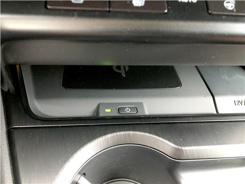 Тест-драйв Lexus UX (поколение I) - Сила гибрида