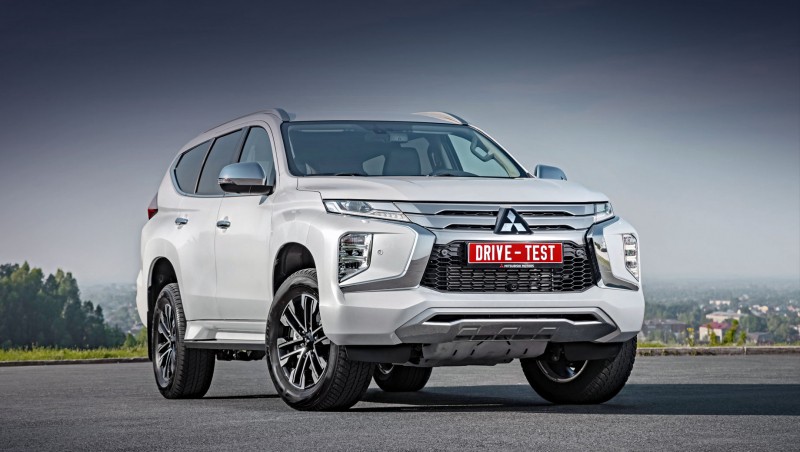 Примеряем статус флагмана обновлённому Mitsubishi Pajero Sport