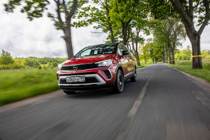 Чем меньше, тем больше: первый тест-драйв нового кроссовера Opel Crossland