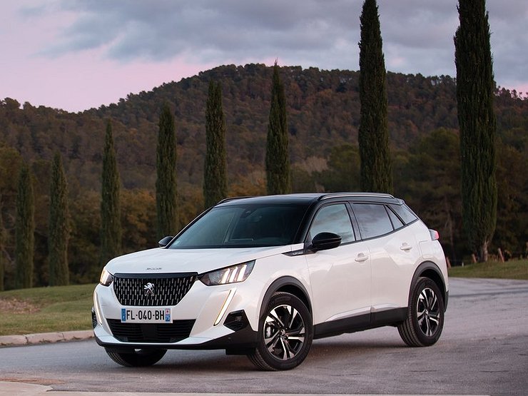 В Россию едет кроссовер Peugeot 2008 c новым двигателем