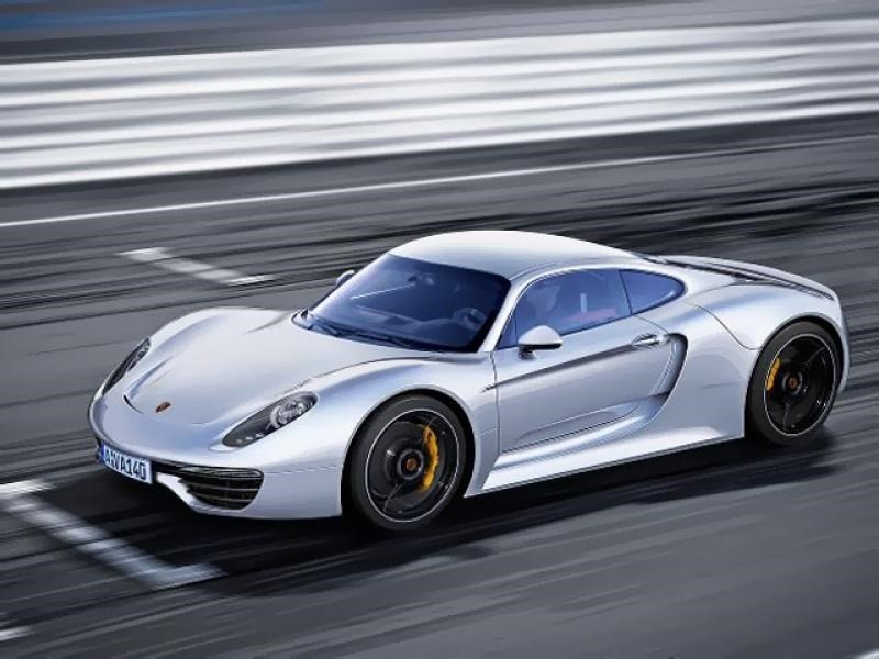 В Porsche разрабатывают доступный электромобиль
