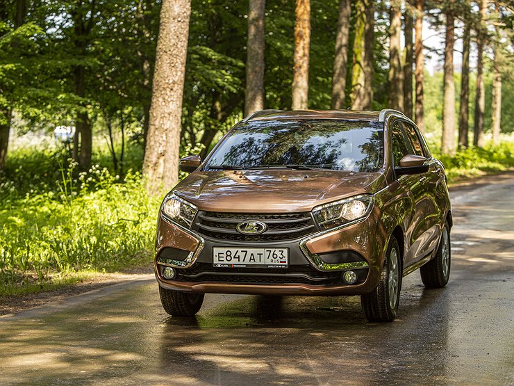 Вперед и с песней: тест-драйв обновленной Lada XRAY 2021