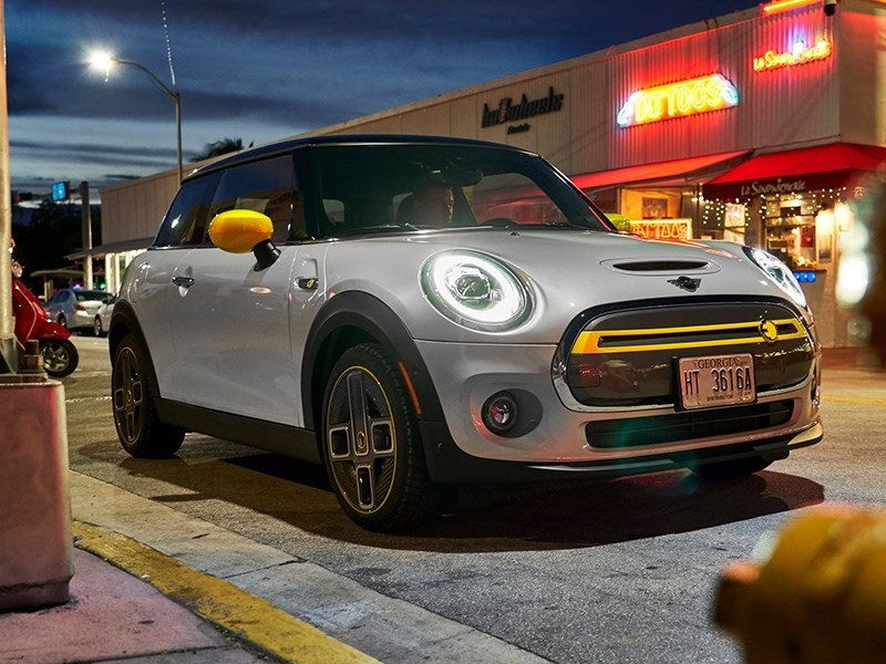 Mini привезет в Россию электрический купер 1 Mini привезет в Россию электрический купер
