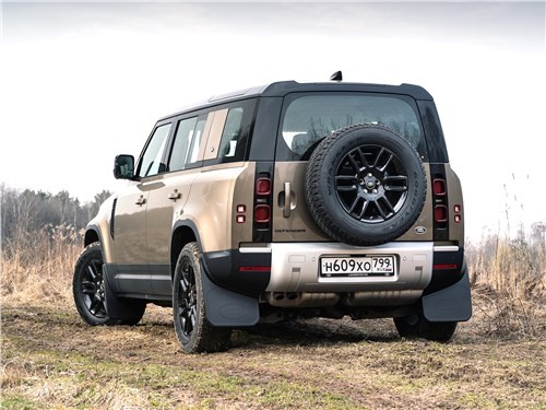 Заслуженно ли Defender стал автомобилем года?
