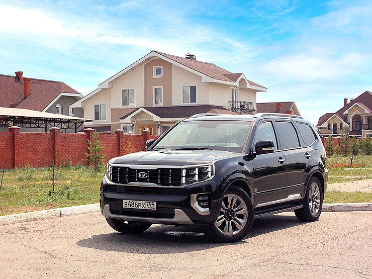 Кроссовок наизнанку: длительный тест-драйв внедорожника KIA Mohave