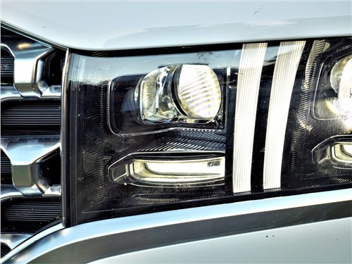 Hyundai Santa Fe - ваша семья будет ездить только на нем