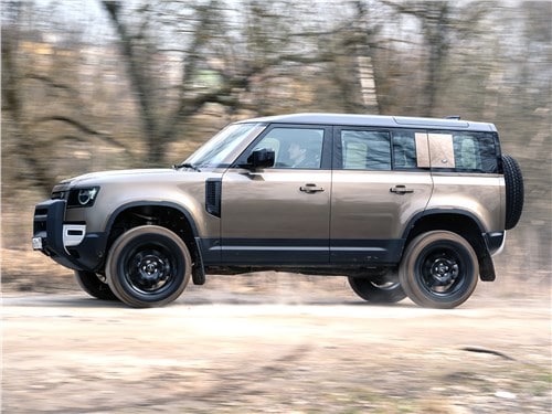 Заслуженно ли Defender стал автомобилем года?