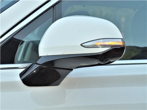 Hyundai Santa Fe - ваша семья будет ездить только на нем