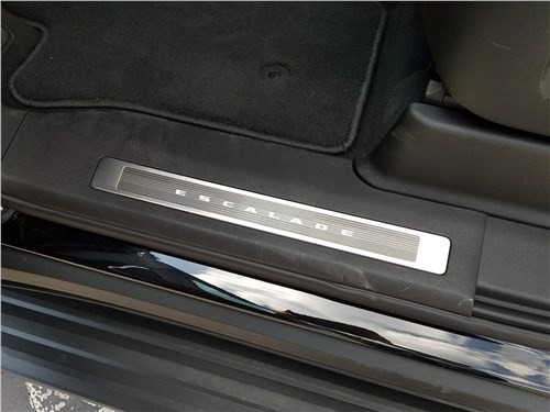 Новый Cadillac Escalade - мы попробовали его одними из первых! 7 Новый Cadillac Escalade - мы попробовали его одними из первых!