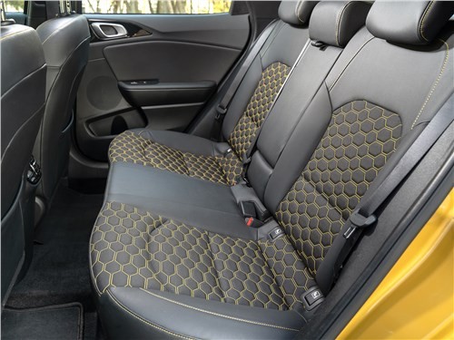 Тест-драйв KIA XCeed (поколение I) - KIA XCeed провоцирует на неожиданную откровенность