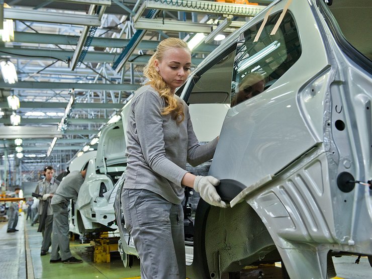 Ждем дефицита: АВТОВАЗ надолго остановил сборку LADA Granta