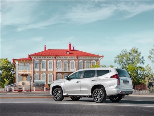 Mitsubishi Pajero Sport - не замечаем обновления