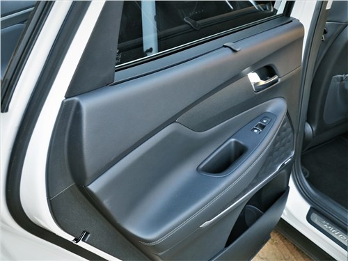 Hyundai Santa Fe - ваша семья будет ездить только на нем