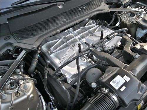 Range Rover Sport SVR: роскошно, быстро и дорого